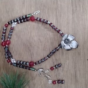 Silver Fliwer With Red /Black Beads Nd Pierced Earring Set